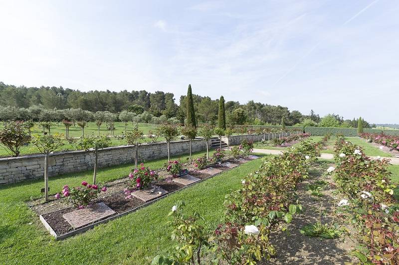 Pompes Funèbres Crematio Obsèques au crématorium Aix-en-Provence le Parc Mémorial de Provence Aix-en-Provence