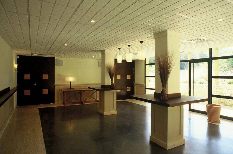 Pompes Funèbres Crematio Obsèques au crématorium Aix-en-Provence Prestations traiteur au crématorium d'Aix-en-Provence