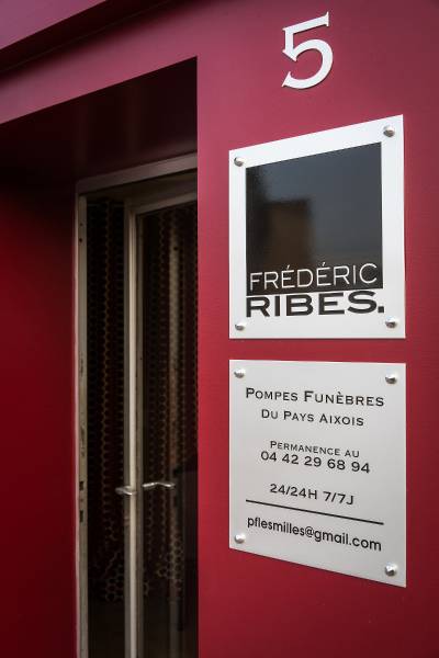 Pompes Funèbres crémation Aix Ouest, Aix Les Milles, Aix-en-Provence, Crématorium d'Aix-en-Provence