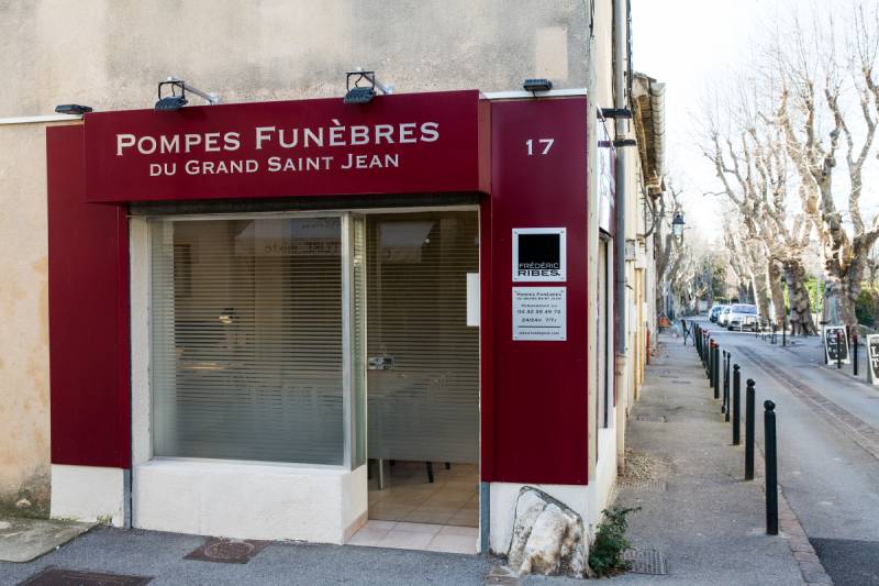 Pompes Funèbres crémation Puyricard, crématorium d'Aix-en-Provence